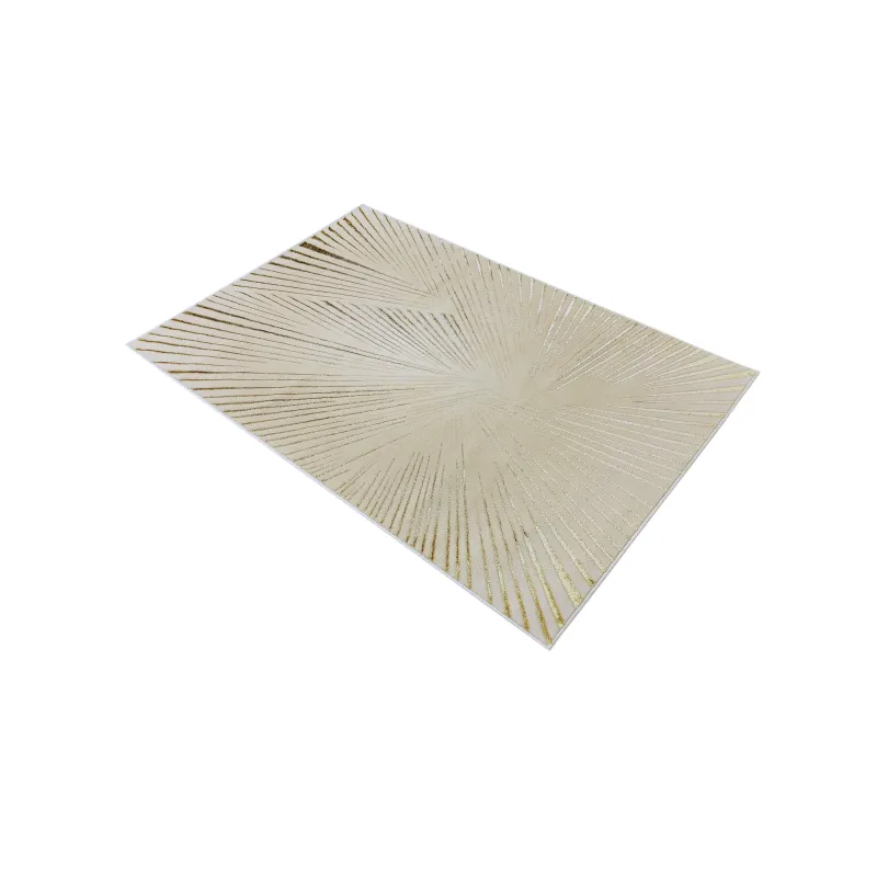 Dywan beżowy z srebrem i złotem paski