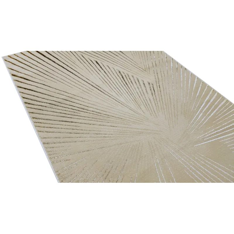 Dywan beżowy z srebrem i złotem paski