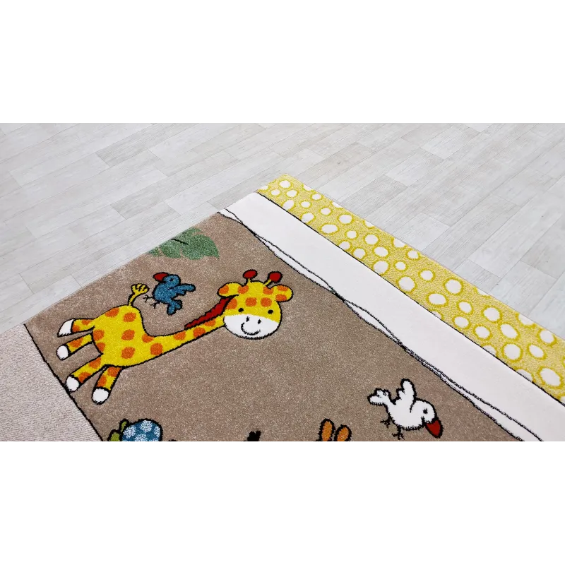 Dywan beżowy zoo atest