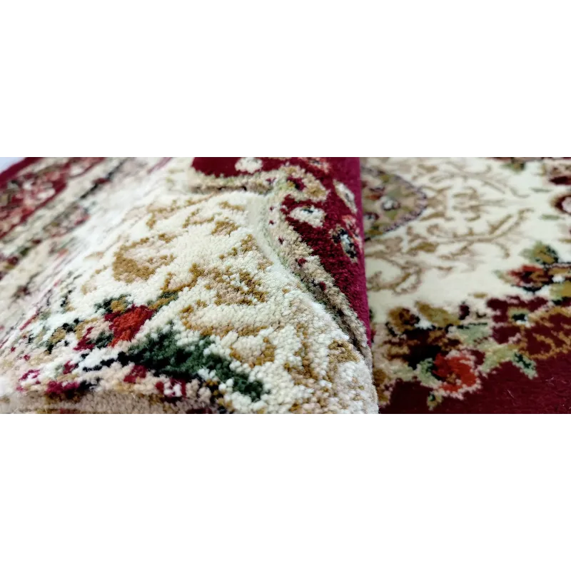 Dywan klasyczny bordo wycinany