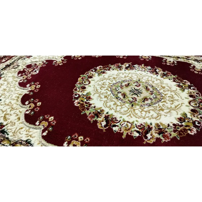Dywan klasyczny bordo wycinany