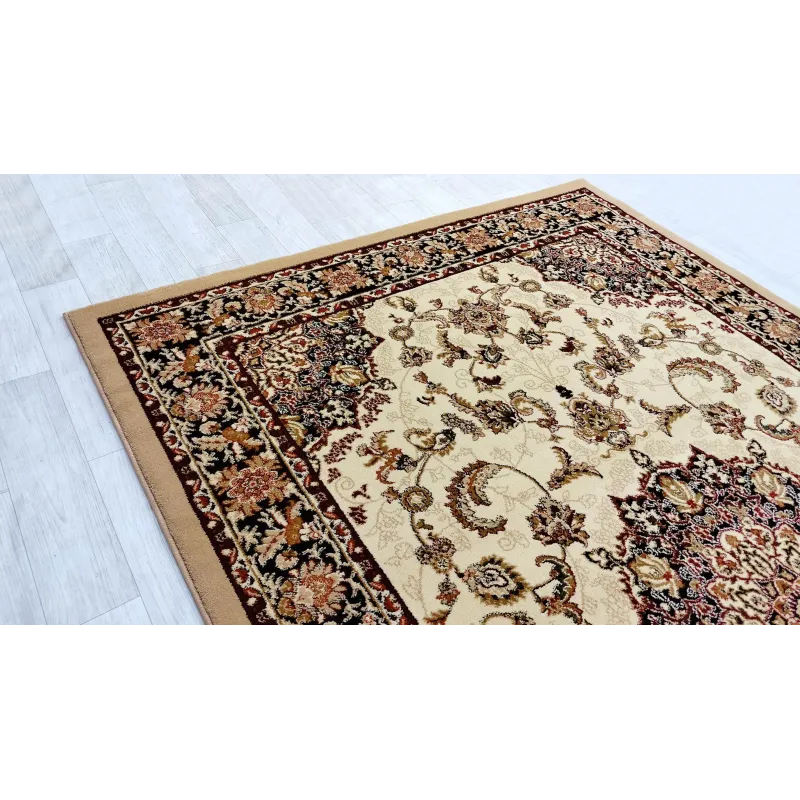 Dywan klasyczny kremowy