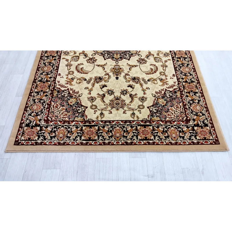 Dywan klasyczny kremowy