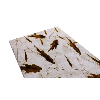 Dywan beżowy ze złotem