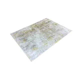 Dywan beton z żółtym