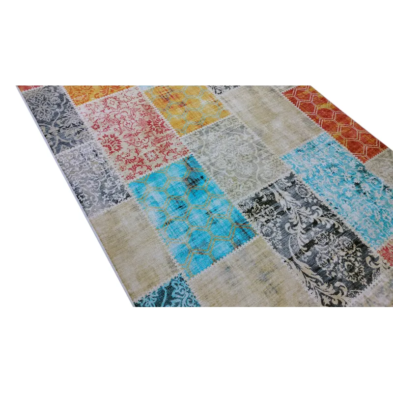 Dywan antypoślizgowy ornament kolorowy