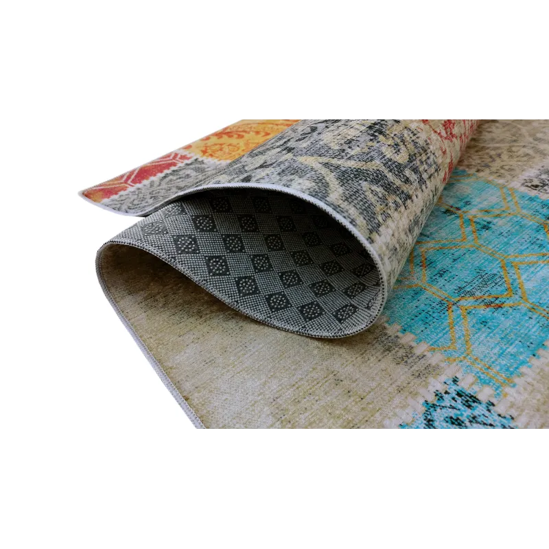 Dywan antypoślizgowy ornament kolorowy